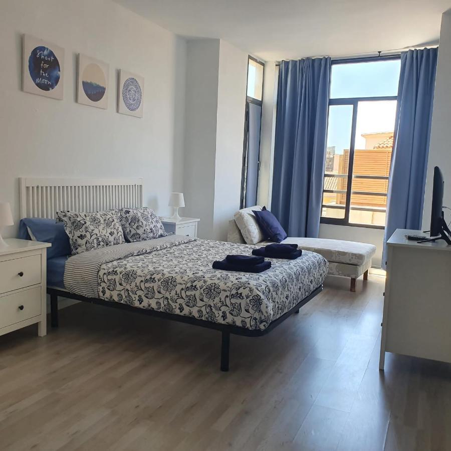 Apartamento Con Encanto 'Larios Luxy' Apartment Malaga Exterior photo